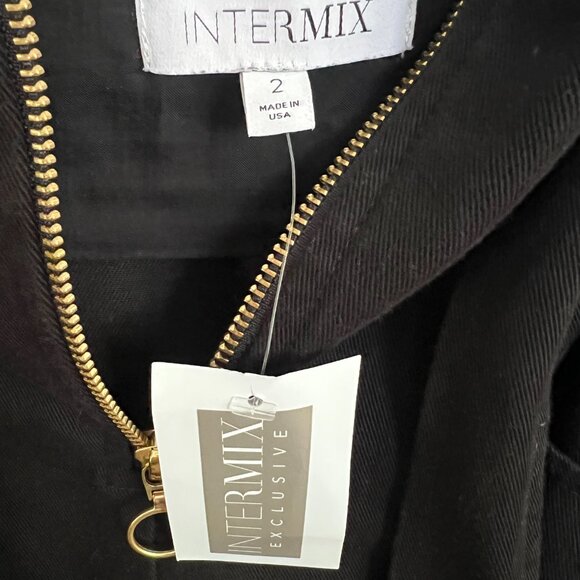 INTERMIX Shorts (NWT) Size 2 - Picture 5 of 7